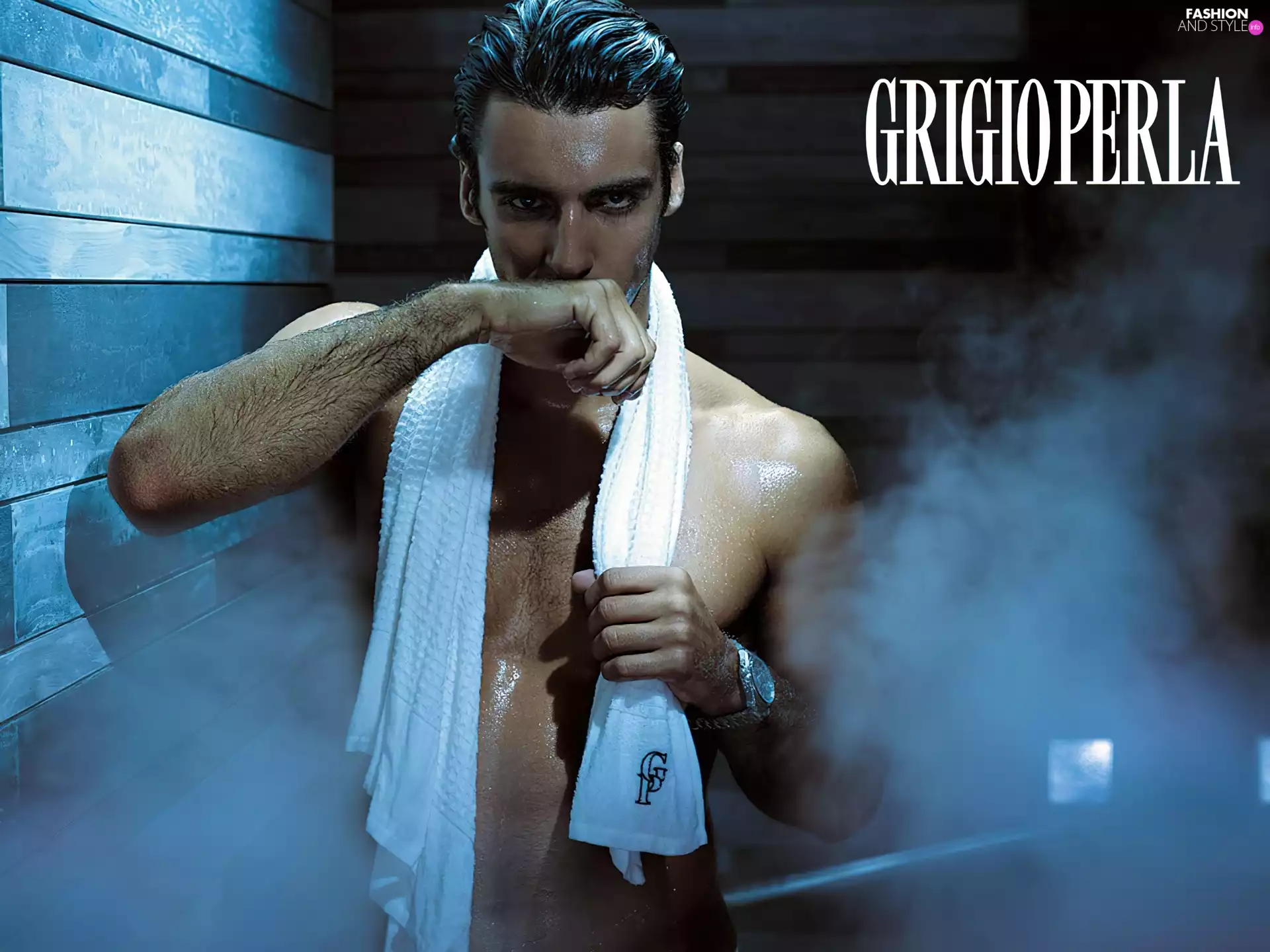 Giorgio Perla, sauna, Towel, a man